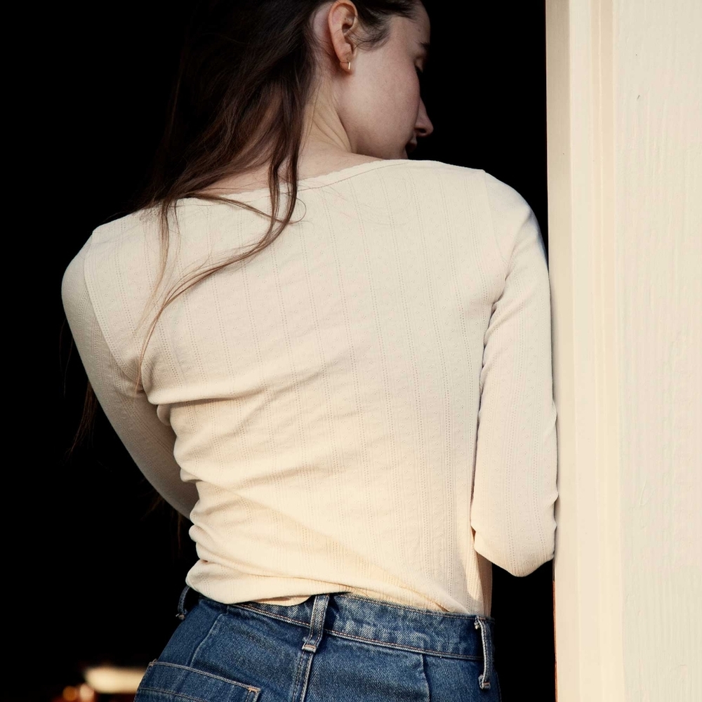 ISO Doên pointelle, any style or color